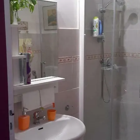 Le Tre Sorelle Garbatella 4*