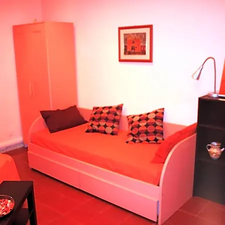 Le Tre Sorelle Garbatella 4* Rome