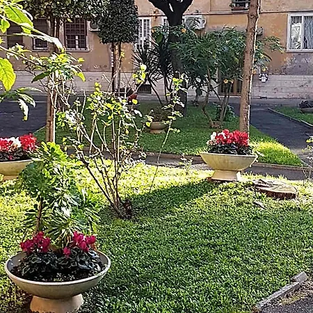 Bed & Breakfast Le Tre Sorelle Garbatella Rome