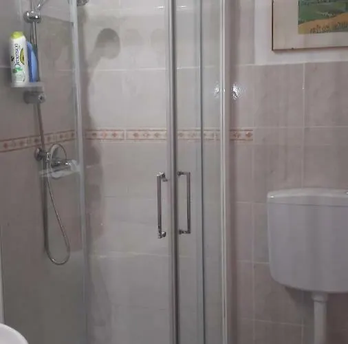 Le Tre Sorelle Garbatella 4*